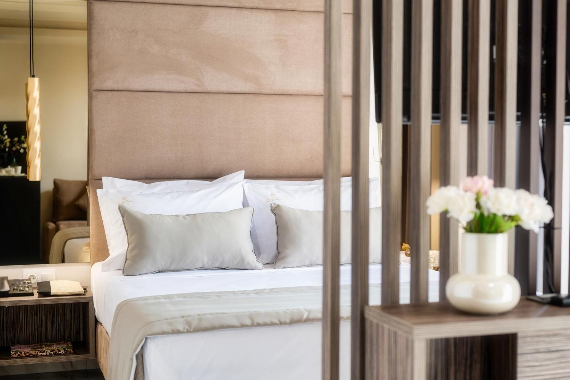 Evitel Luxury Living Aparthotel 3*